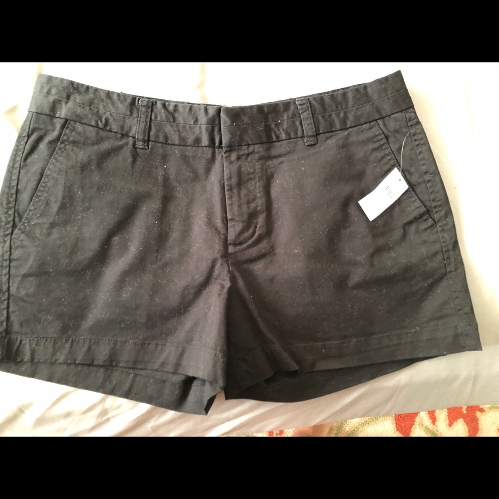 Gap black shorts